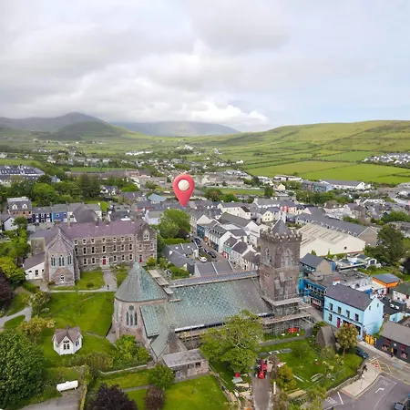Experience At Main Street - 2 3* Dingle